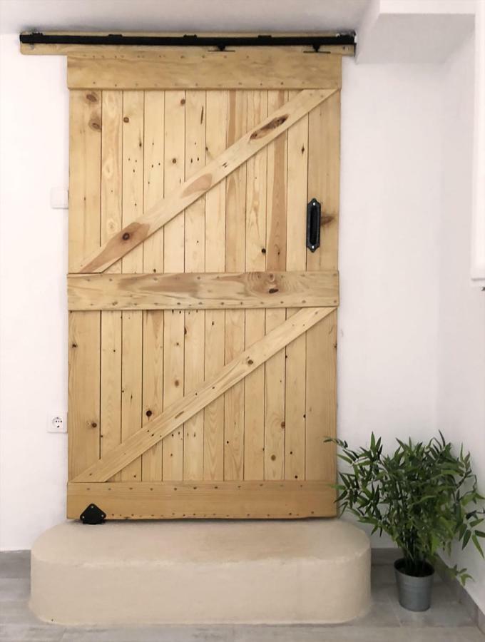 Apartments Pirka ピロヴァッツ エクステリア 写真